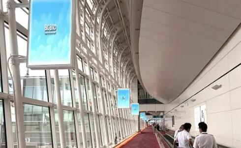 東京機(jī)場(chǎng)廣告