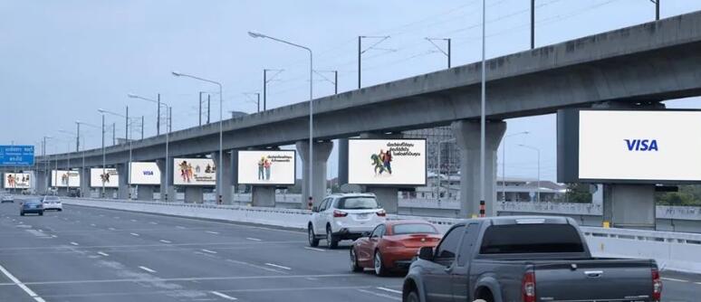 泰國(guó)機(jī)場(chǎng)高速?gòu)V告