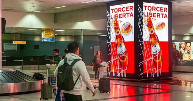 巴西機場廣告