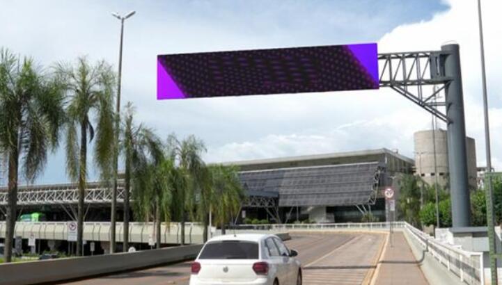 巴西利亞機場戶外廣告