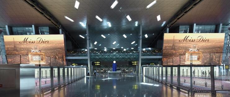 卡塔爾機(jī)場(chǎng)廣告